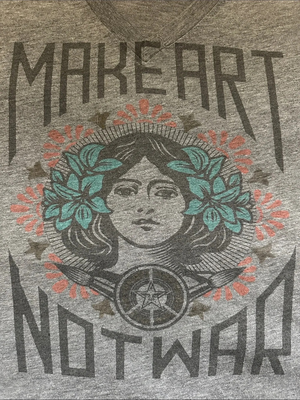 Women's T-Shirt Size Large Obey Make Art Not War - Picture 5 of 7